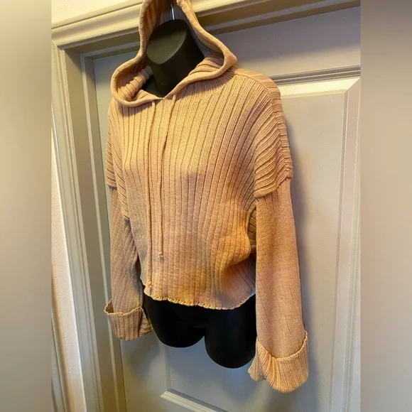 NASTY GAL Women’s Hooded Knit Cropped Sweater size M - Picture 3 of 11